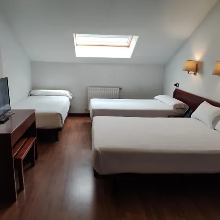 מלון Compostela ויגו