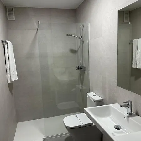 Compostela מלון 2*