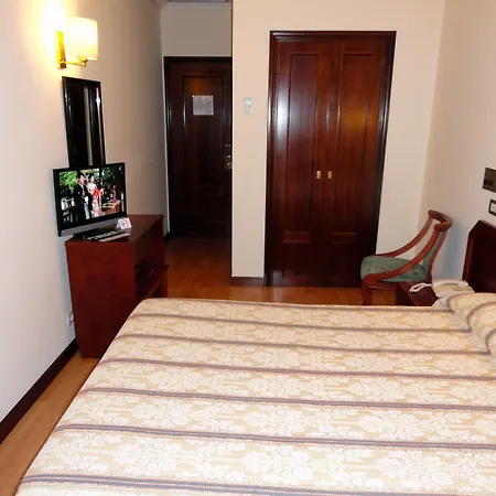 Compostela Hotel 2*
